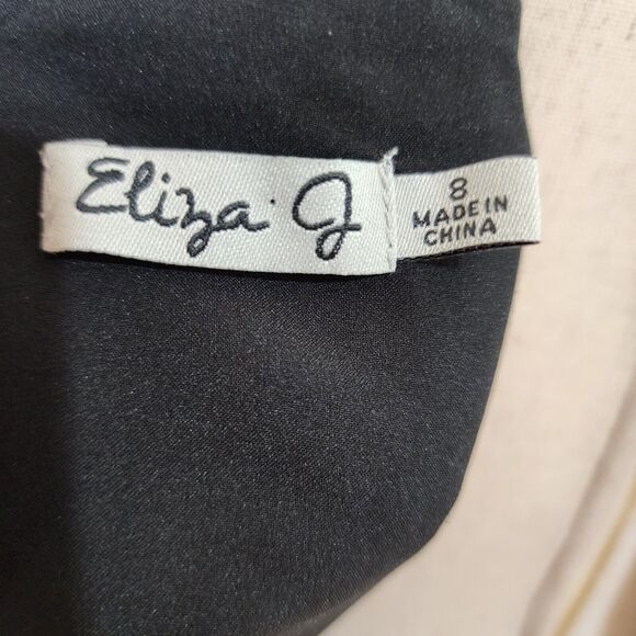 Eliza J Black Yoke Lace Fit and Flare Knee Length Cocktail Dress with Tulle Sz 8 - Picture 4 of 16